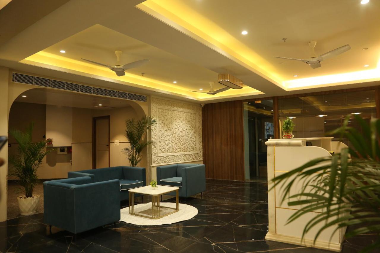 Hotel Westend อุเดเปอร์ ภายนอก รูปภาพ
