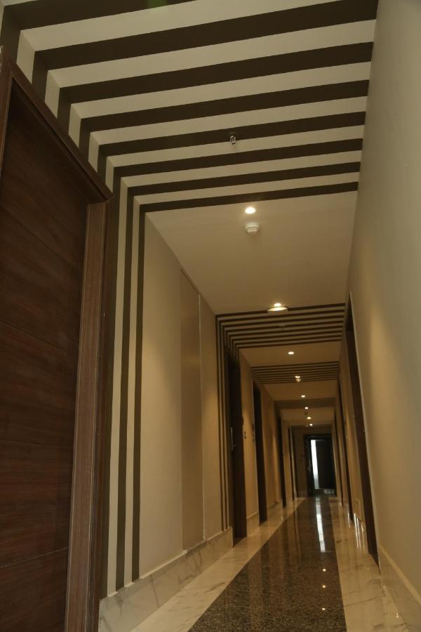 Hotel Westend อุเดเปอร์ ภายนอก รูปภาพ